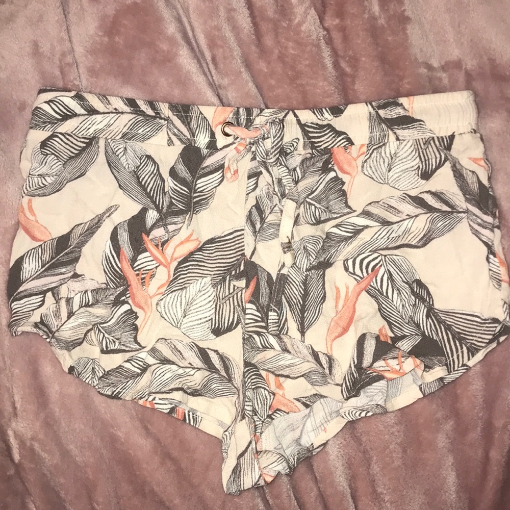 Flowy shorts